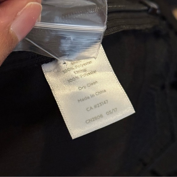 NEW $129 RSVP by Talbots Top Size L Black Geometric Blouse Lace Overlay Top NWT - Picture 8 of 8